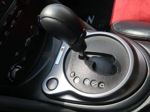 Used 2019 Nissan 370Z NISMO RWD image 25