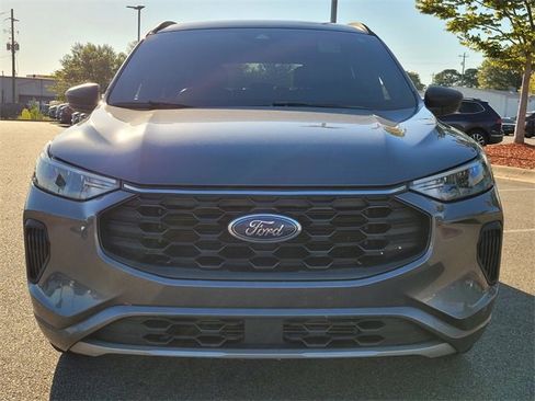 Used 2023 Ford Escape ST-Line w/ Tech Pack #1 image 5