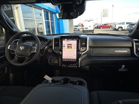 Used 2025 RAM 2500 Big Horn image 7
