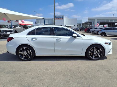 Used 2022 Mercedes-Benz A 220 image 8