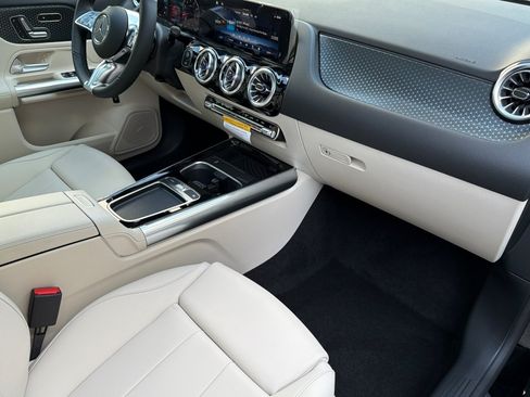New 2026 Mercedes-Benz GLA 250 image 15