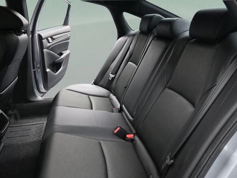 Used 2022 Honda Accord Sport image 23