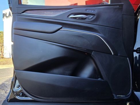 Used 2021 Cadillac Escalade Premium Luxury w/ Driver Assist Tech Package image 15