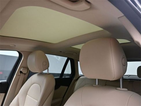 Used 2018 Mercedes-Benz GLC 300 image 20