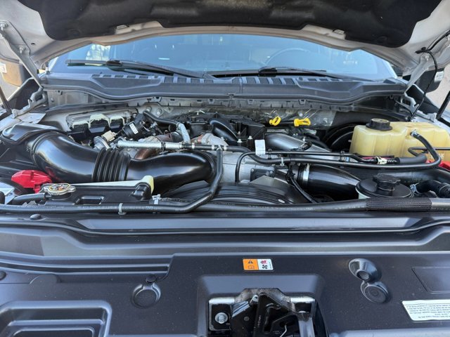 Used 2019 Ford F250 Platinum w/ Platinum Ultimate Package AWD/4WD image 27