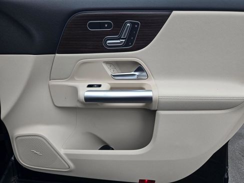 New 2026 Mercedes-Benz GLA 250 4MATIC image 26
