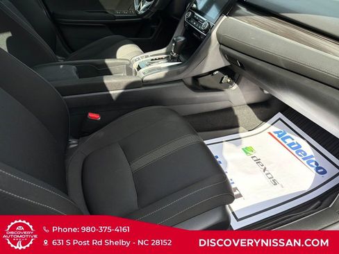 Used 2019 Honda Civic EX image 40