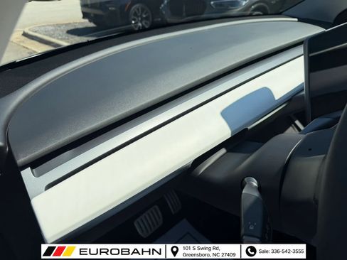 Used 2022 Tesla Model Y Performance AWD/4WD image 7
