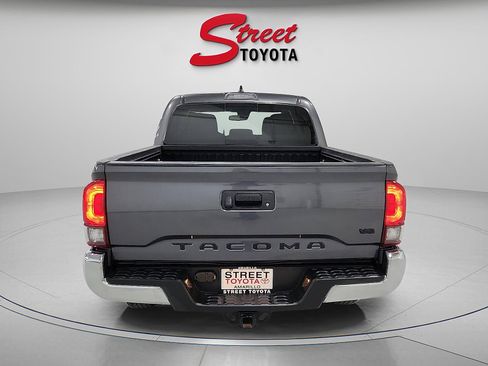 Certified 2022 Toyota Tacoma SR5 image 3