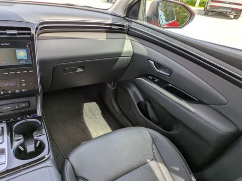 Certified 2023 Hyundai Tucson Limited FWD image 16