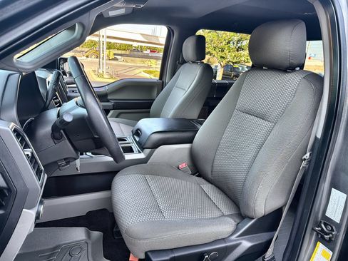 Used 2018 Ford F150 XLT w/ Equipment Group 302A Luxury RWD image 11
