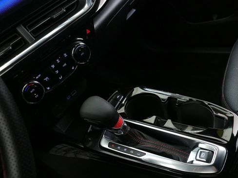 Used 2024 Chevrolet Trax RS w/ Driver Confidence Package image 21