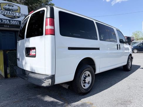 Used 2015 Chevrolet Express 3500 LT w/ LT Preferred Equipment Group image 5