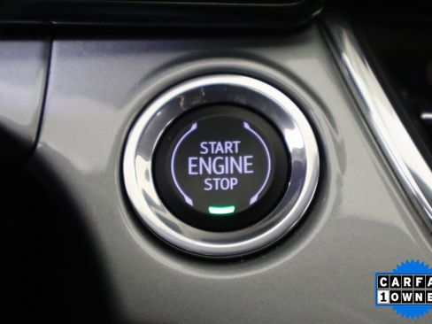 Used 2025 Chevrolet Trax LT image 32