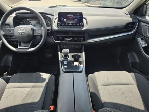 Certified 2026 Nissan Rogue SV FWD image 13
