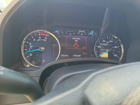 Used 2020 Ford F250 Lariat w/ Lariat Value Package AWD/4WD image 27