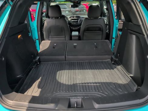 Used 2022 Chevrolet TrailBlazer RS AWD/4WD image 36