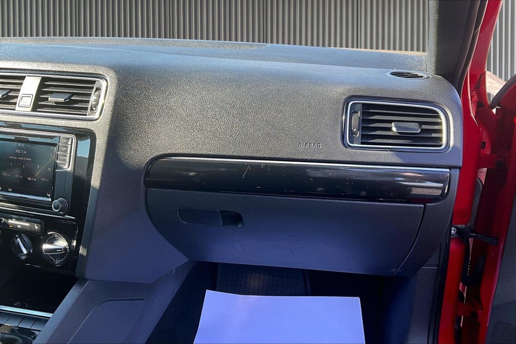 Used 2018 Volkswagen Jetta Sport FWD image 15