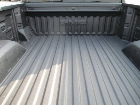 New 2026 GMC Sierra 1500 AT4 w/ AT4 Premium Package image 6