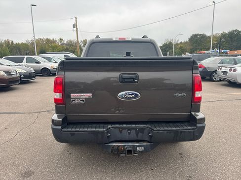 Used 2007 Ford Explorer Sport Trac XLT image 6