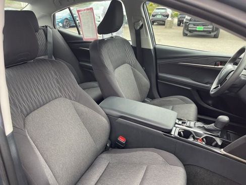 Used 2025 Toyota Camry LE AWD/4WD image 15