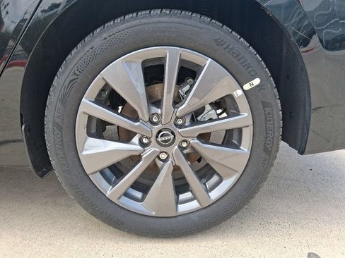 New 2026 Nissan Sentra SL w/ Floor Mat Package FWD image 32