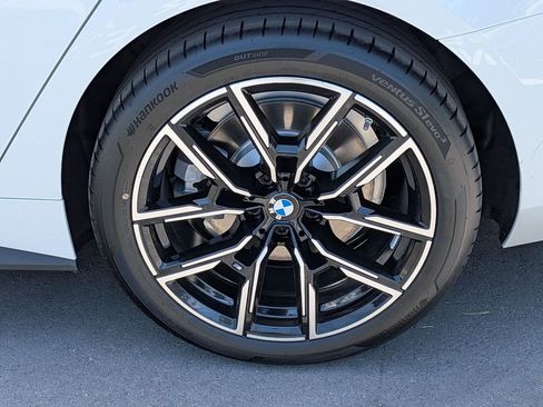 New 2026 BMW i4 eDrive40 w/ M Sport Package RWD image 32