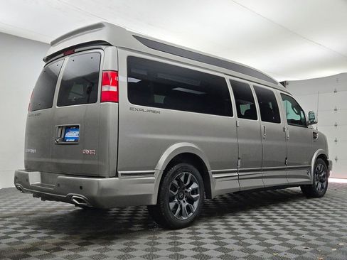 New 2025 GMC Savana 2500 Extended w/ Driver Convenience Package image 9