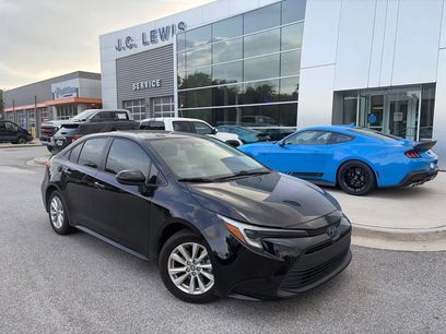 Used 2024 Toyota Corolla LE w/ LE Convenience Package