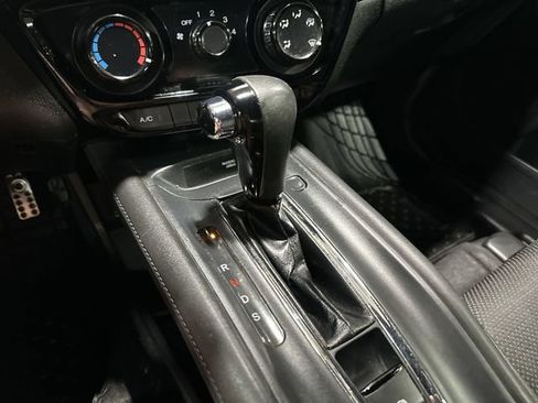 Used 2019 Honda HR-V Sport image 24