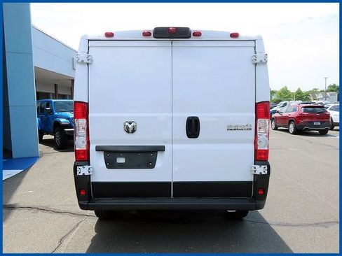 Used 2025 RAM ProMaster 2500 w/ Convenience Group FWD image 6