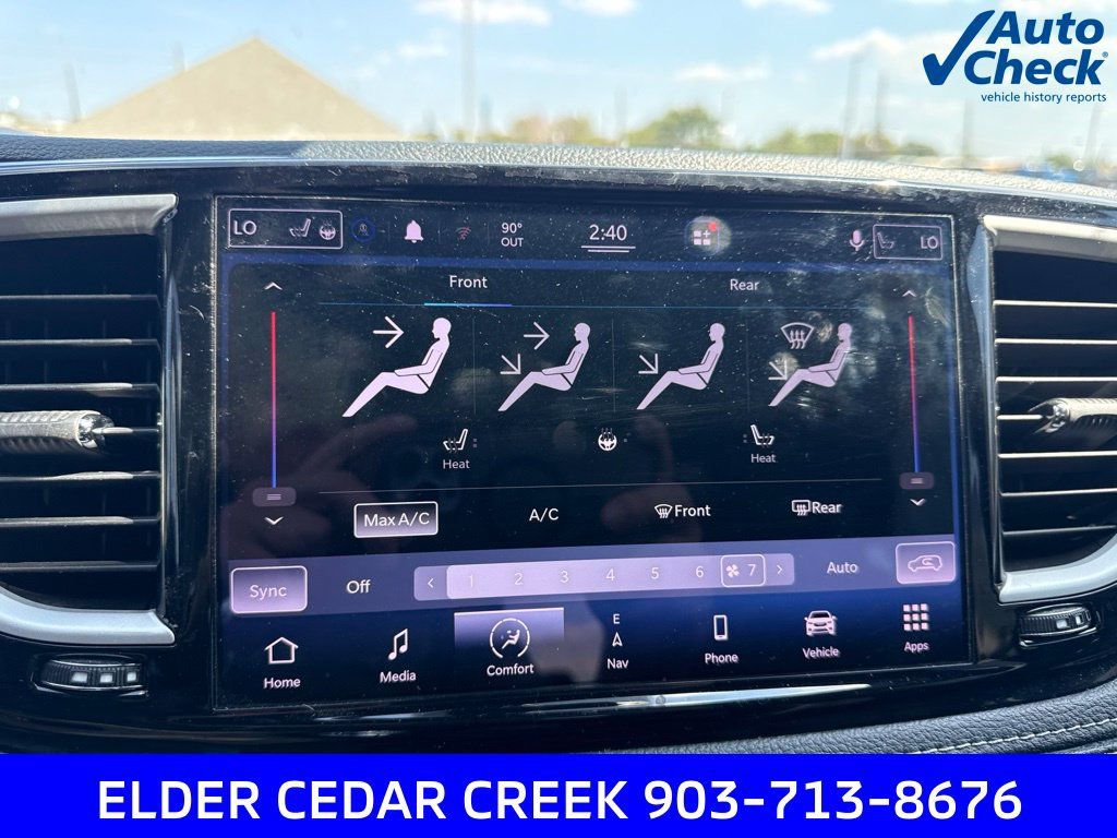 Used 2021 Chrysler Pacifica Touring-L w/ Uconnect Theater Family Group AWD/4WD image 30
