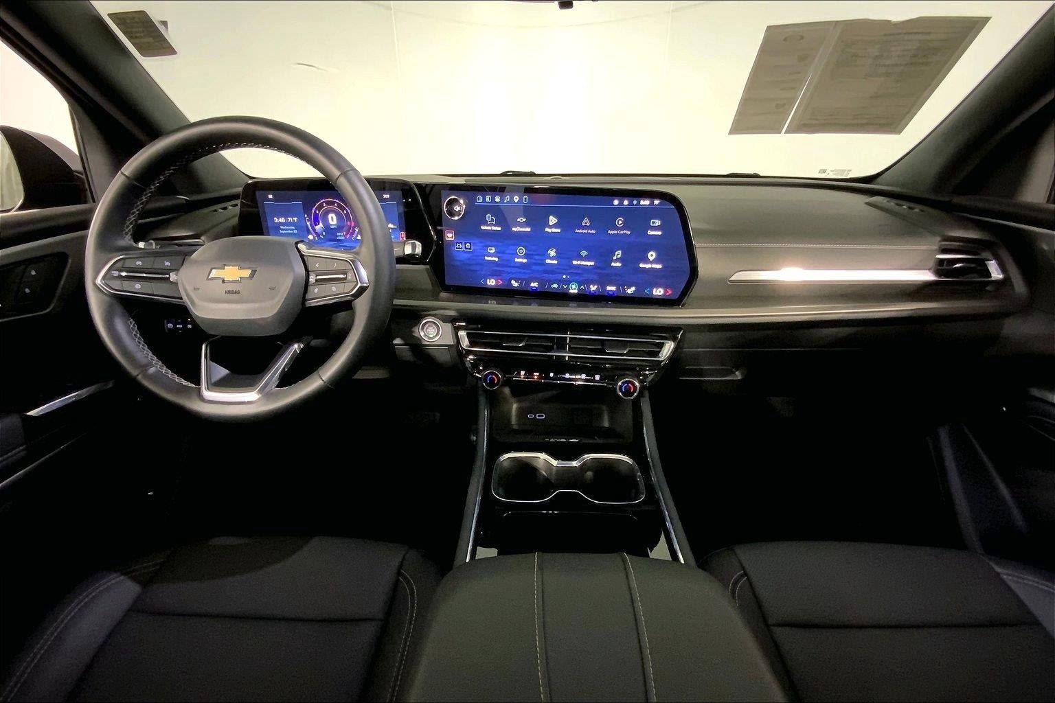 Used 2026 Chevrolet Traverse LT w/ Driver Confidence Package FWD image 15