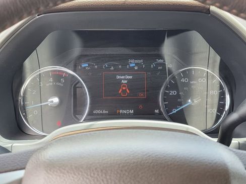 Used 2022 Ford F250 King Ranch w/ Chrome Package AWD/4WD image 11