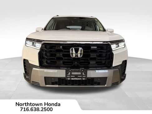 New 2026 Honda Pilot Touring image 3