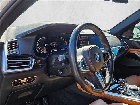 Used 2021 BMW X5 sDrive40i w/ M Sport Package image 10