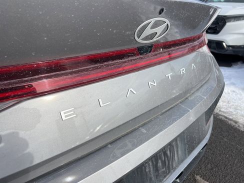 Used 2024 Hyundai Elantra SEL w/ Convenience Package image 31