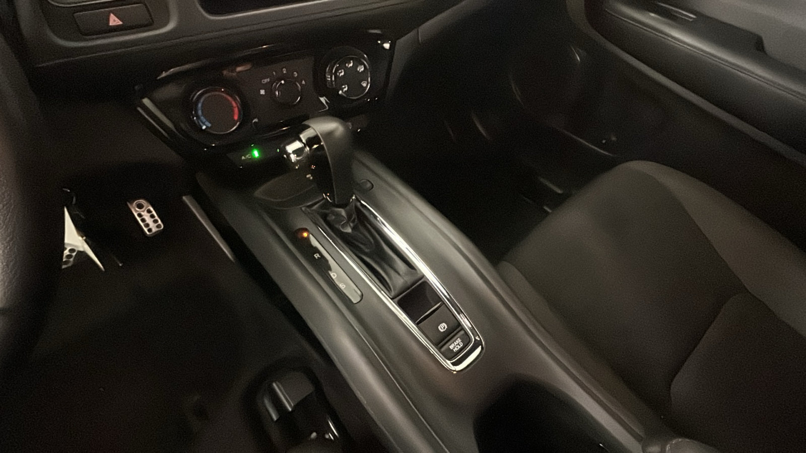 Used 2021 Honda HR-V Sport image 23