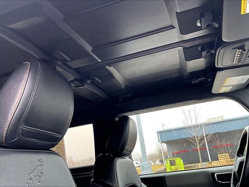 Used 2023 Ford Bronco Badlands image 27