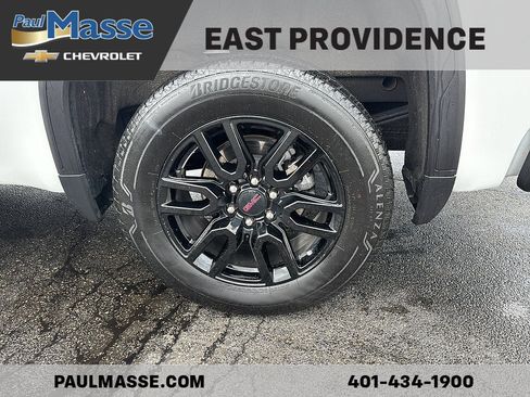 Certified 2024 GMC Sierra 1500 Elevation w/ LPO, Elevation Black Package AWD/4WD image 11