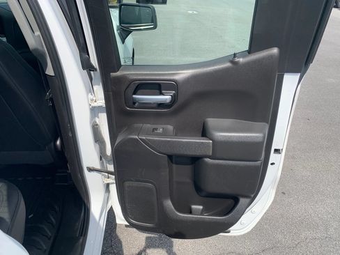 Used 2020 Chevrolet Silverado 1500 W/T w/ WT Safety Package AWD/4WD image 28