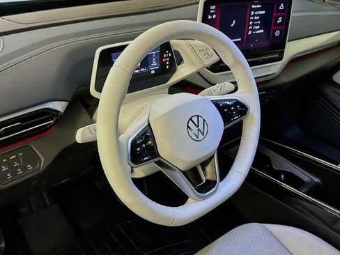 Used 2023 Volkswagen ID.4 Pro S AWD/4WD image 18