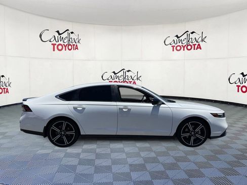 Used 2023 Honda Accord Sport image 9