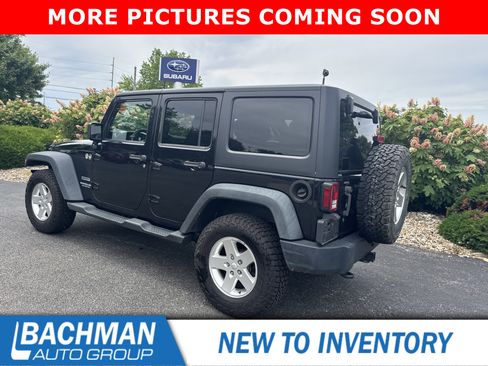 Used 2014 Jeep Wrangler Unlimited Sport w/ Quick Order Package 24S AWD/4WD image 9