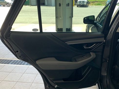 Certified 2023 Subaru Outback Onyx Edition AWD/4WD image 6