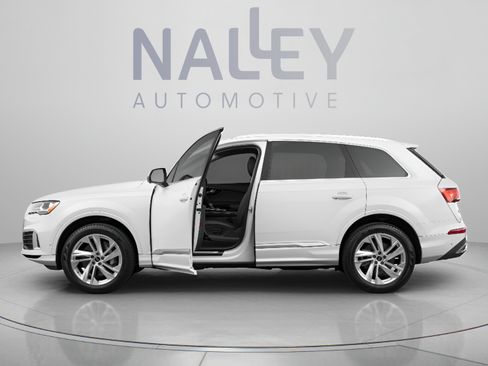 Used 2023 Audi Q7 2.0T Premium Plus w/ Premium Plus Package AWD/4WD image 2
