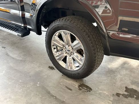 Used 2019 Ford F150 Lariat AWD/4WD image 32