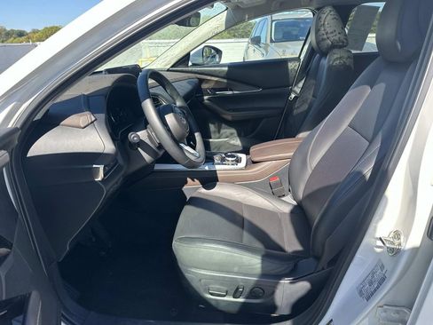 Certified 2025 MAZDA CX-30 AWD 2.5 S w/ Premium Package image 23