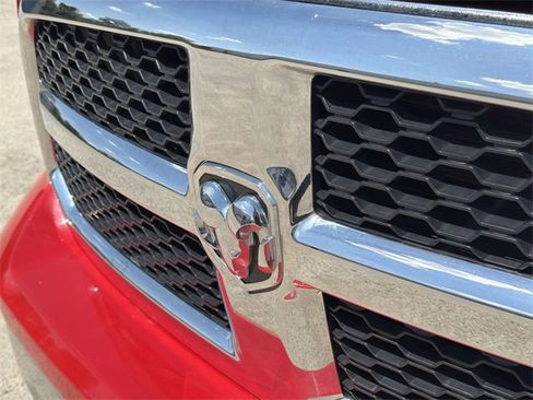 Used 2024 RAM 1500 Classic SLT image 29