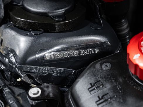 Used 2011 BMW M3 Coupe image 38